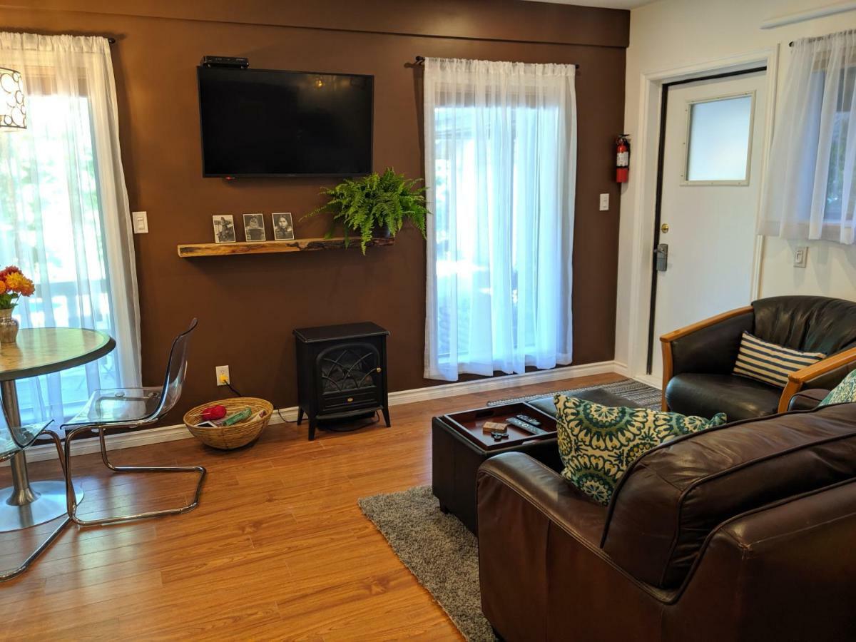 דירות North Saanich Oceanspray Hideaway מראה חיצוני תמונה